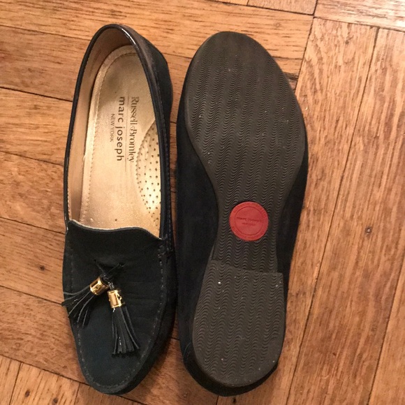 Beautiful Velvet and Leather Moccasins - Picture 3 of 5